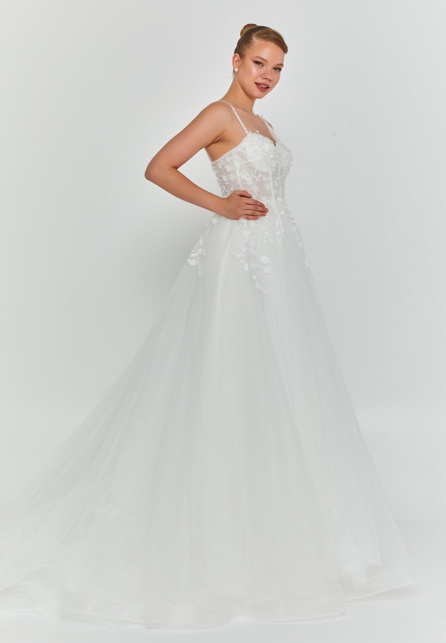 Sleeveless Maxi Tulle Regular Wedding Dress Unit Price: €390
