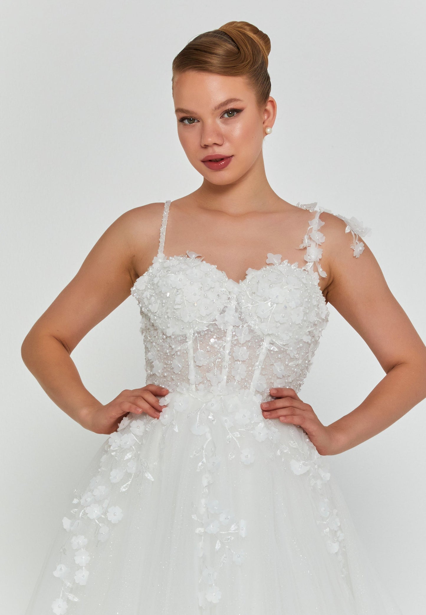 Sleeveless Maxi Tulle Regular Wedding Dress Unit Price: €390