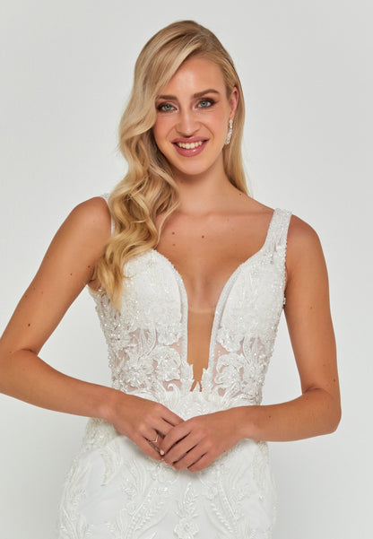 Sleeveless Maxi Tulle Regular Wedding Dress Unit Price: €350