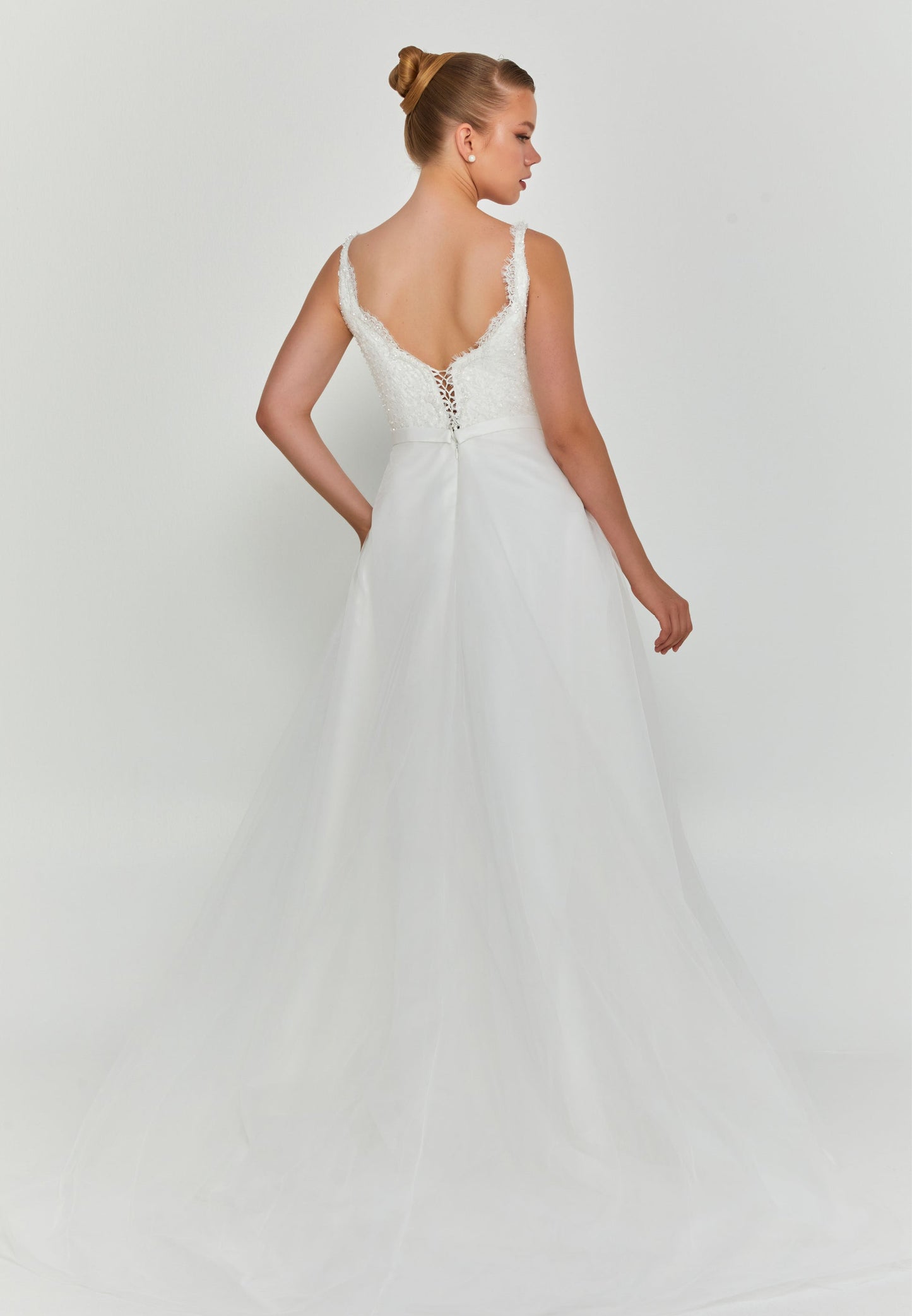 Sleeveless Maxi Tulle Regular Wedding Dress Unit Price: €200