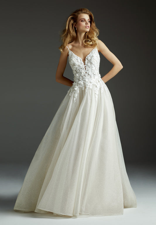 Sleeveless Maxi Tulle Regular Wedding Dress Unit Price: €450