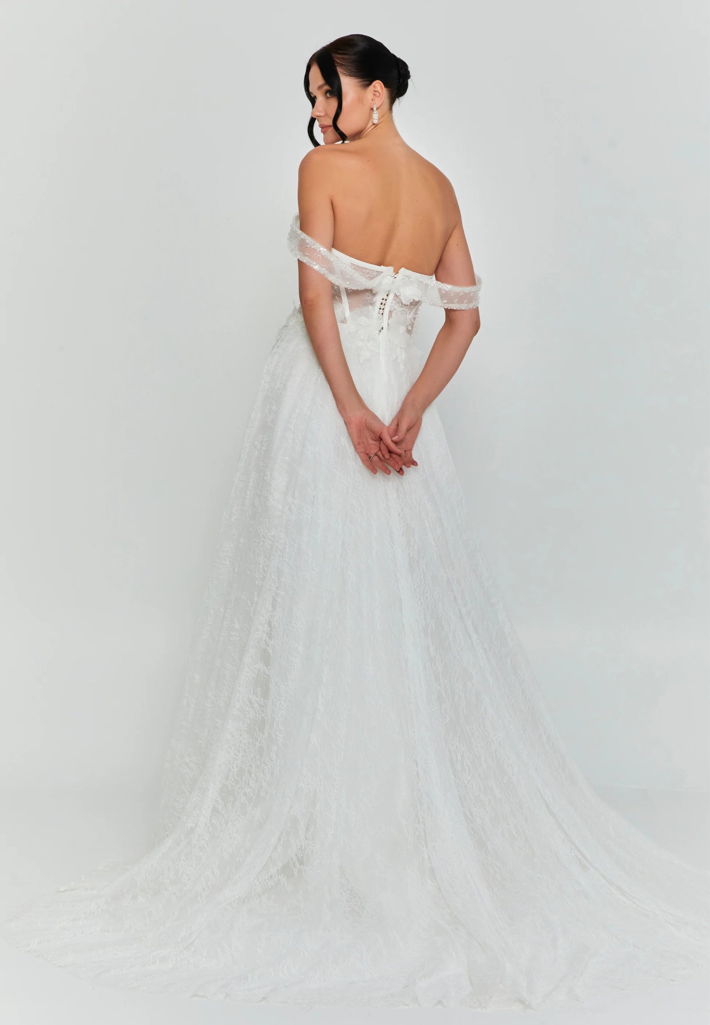 Off Shoulder Maxi Lace Regular Wedding Dress Unit Price: €210