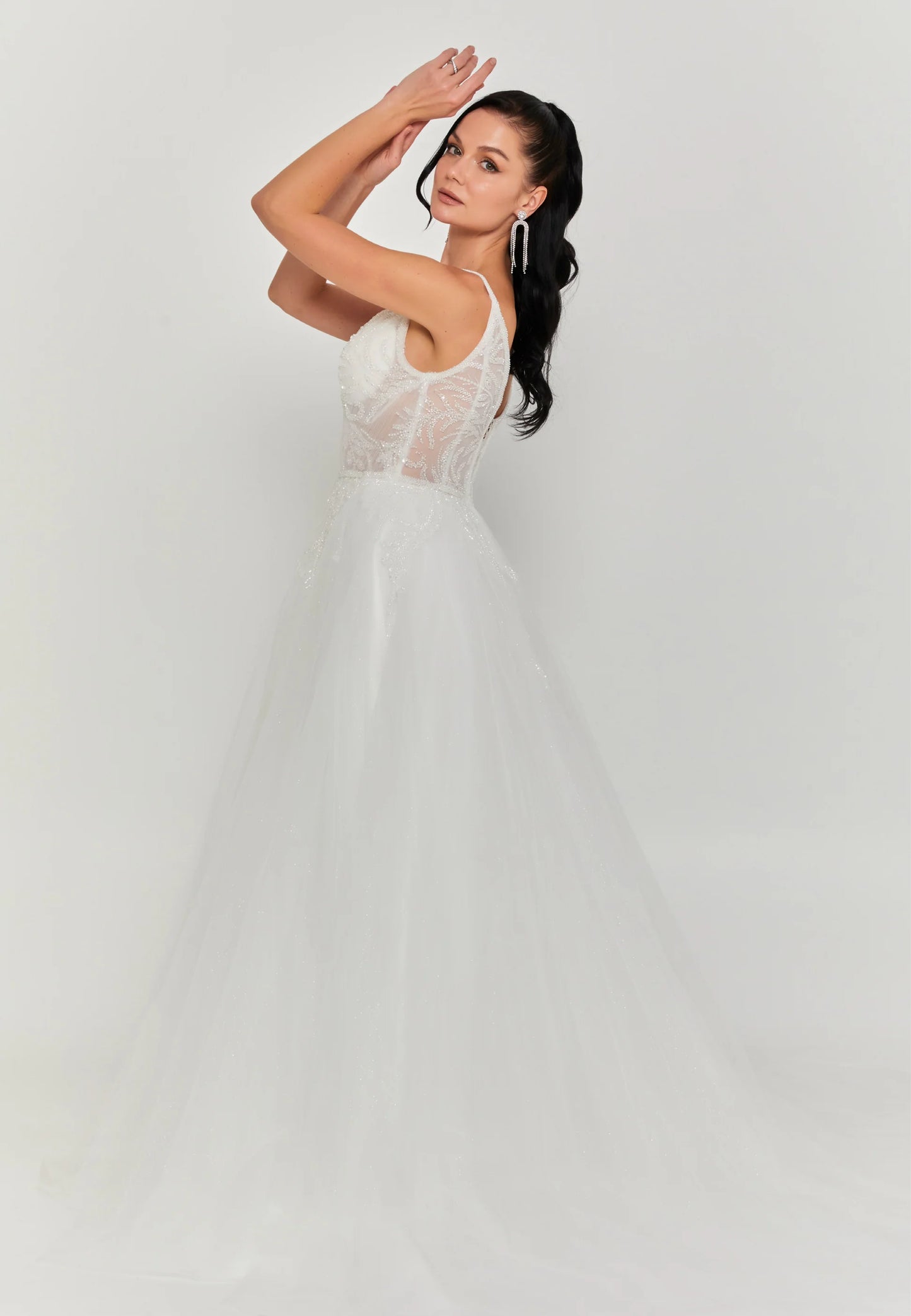 Sleeveless Maxi Tulle Regular Wedding Dress Unit Price: €290