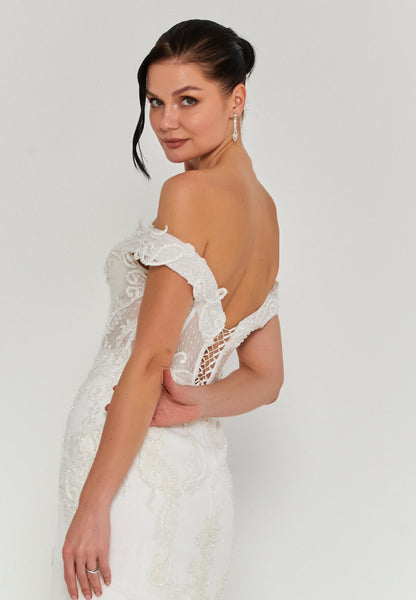 Off Shoulder Maxi Tulle Regular Wedding Dress Unit Price: €300