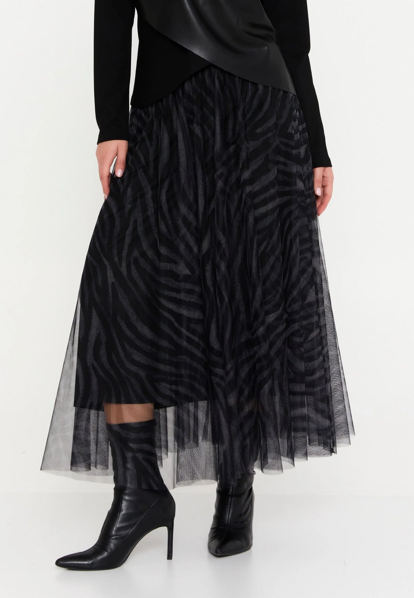 Maxi Patterned Regular Skirt Unit Price: €45