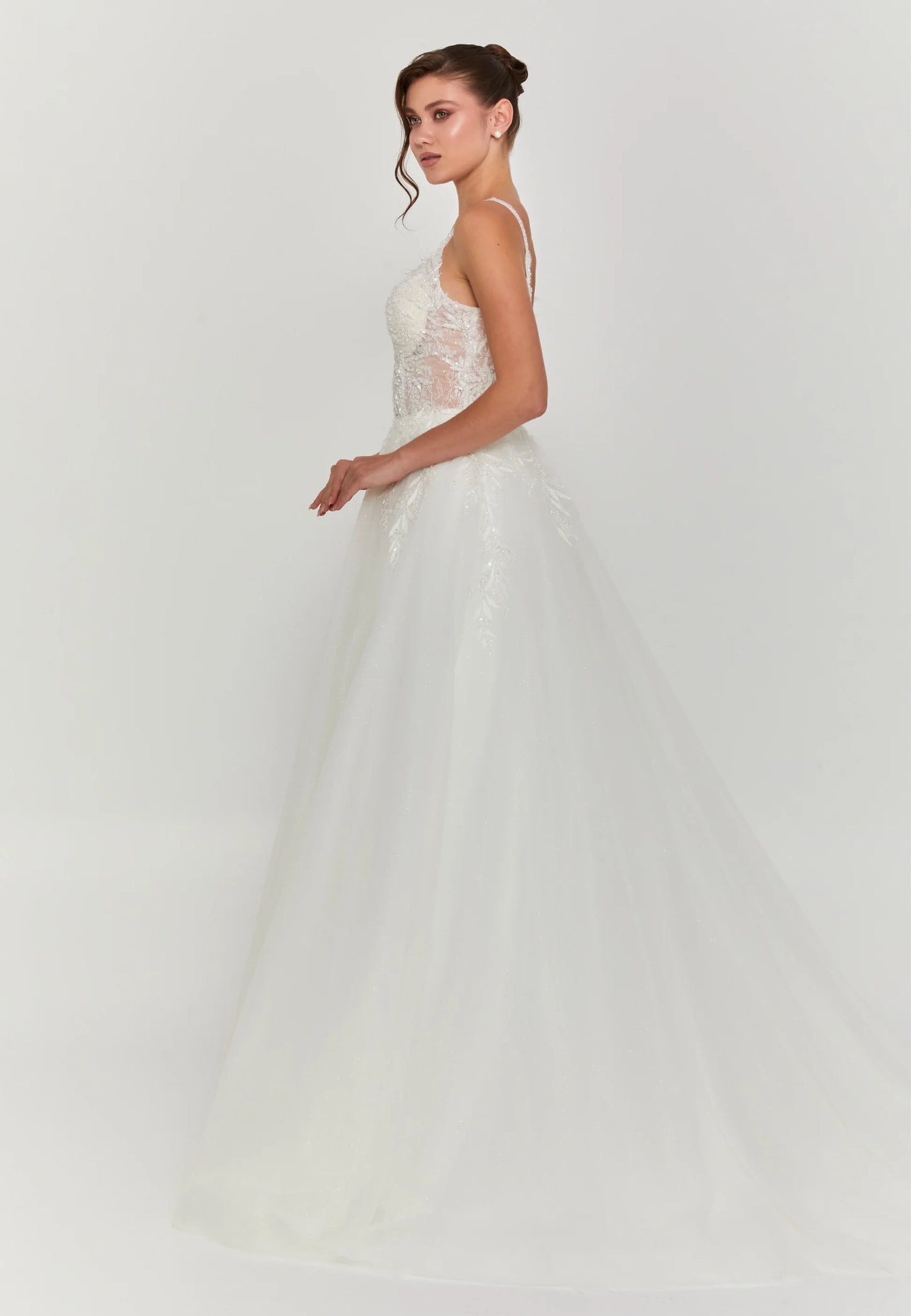 Sleeveless Maxi Tulle Regular Wedding Dress Unit Price: €240