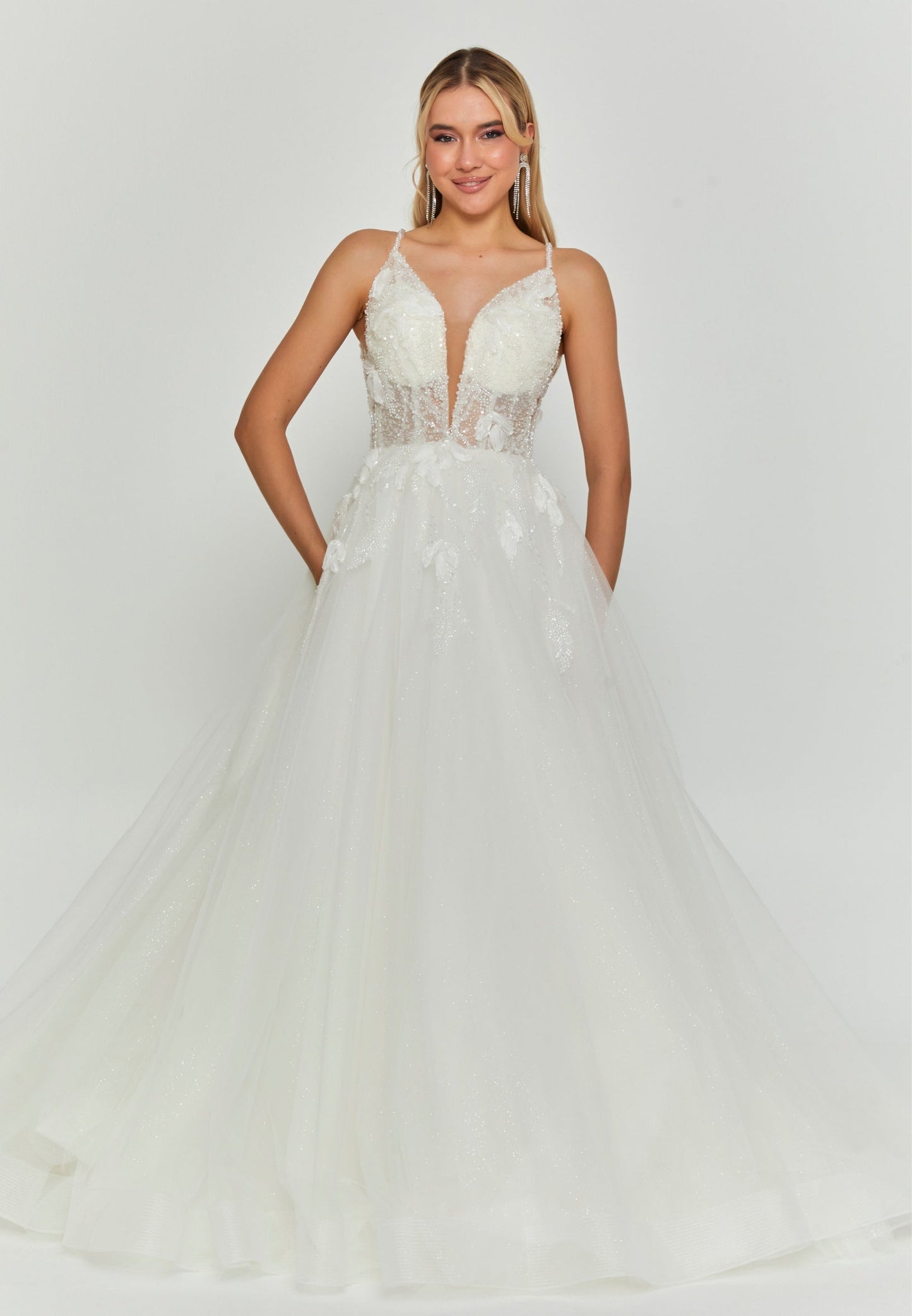 Sleeveless Maxi Tulle Regular Wedding Dress Unit Price: €220