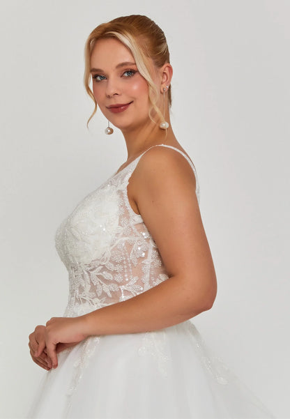 Sleeveless Maxi Tulle Plus Size Wedding Dress Unit Price: €320