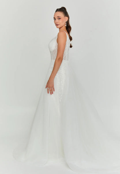 Sleeveless Maxi Tulle Regular Wedding Dress Unit Price: €290