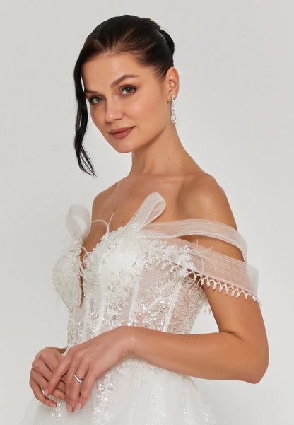 Off Shoulder Maxi Tulle Regular Wedding Dress Unit Price: €200