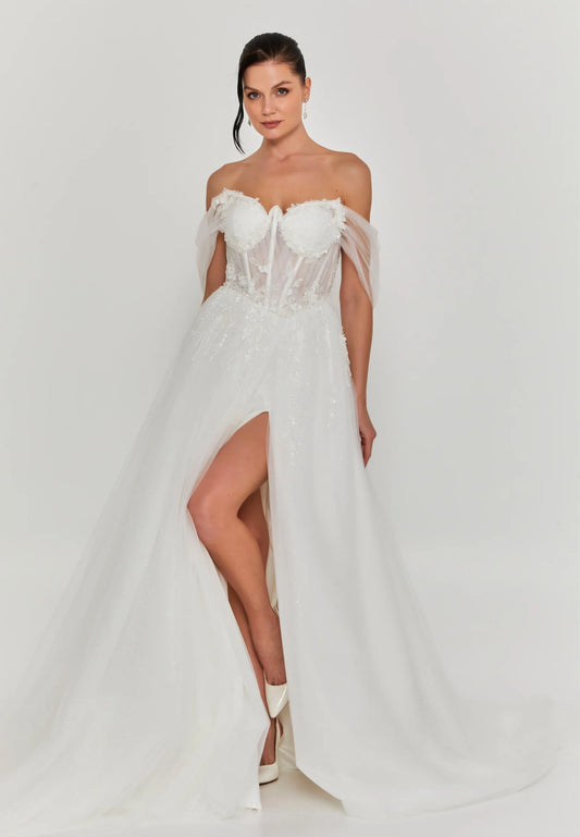 Off Shoulder Maxi Tulle Regular Wedding Dress Unit Price: €200