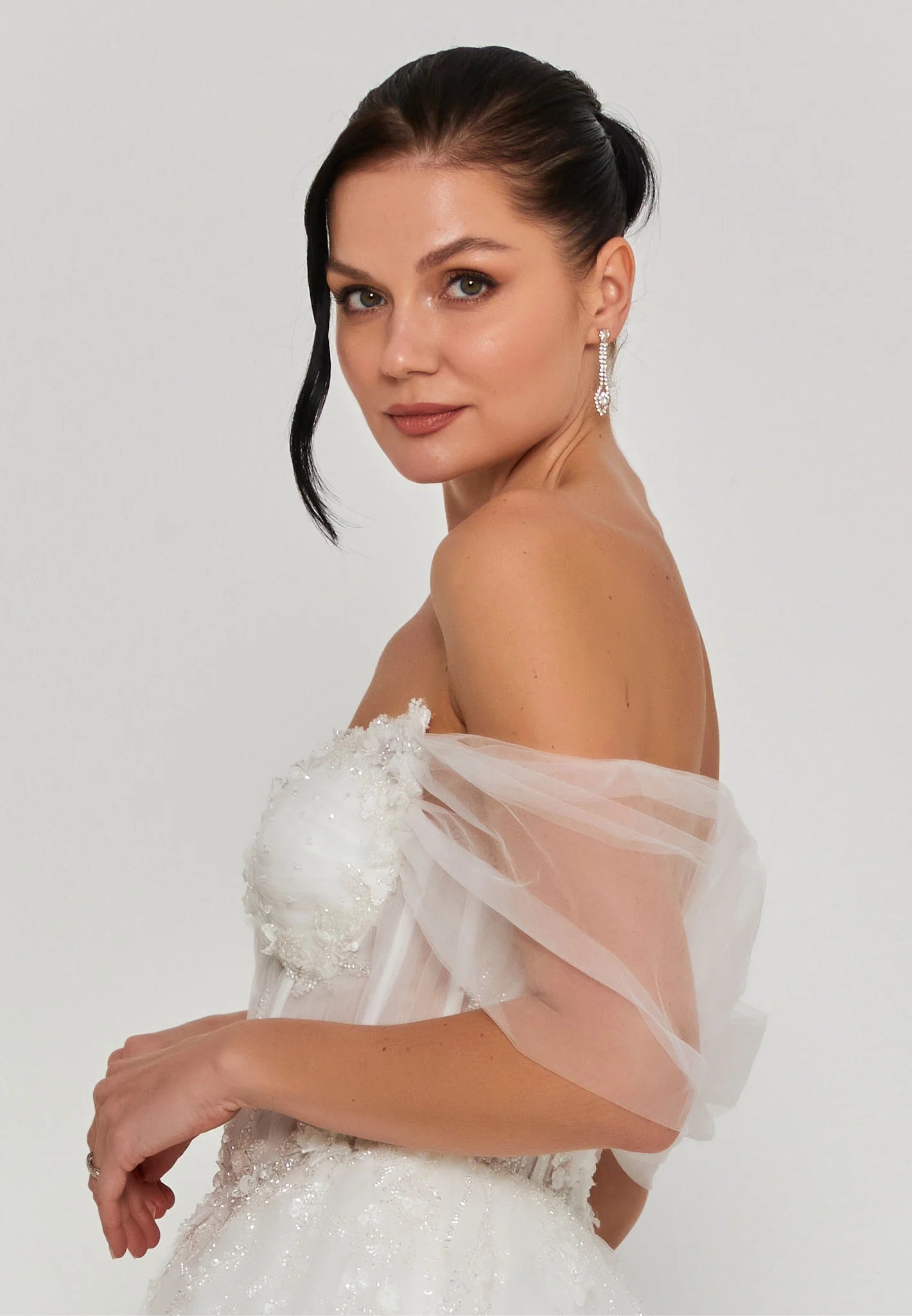 Off Shoulder Maxi Tulle Regular Wedding Dress Unit Price: €200