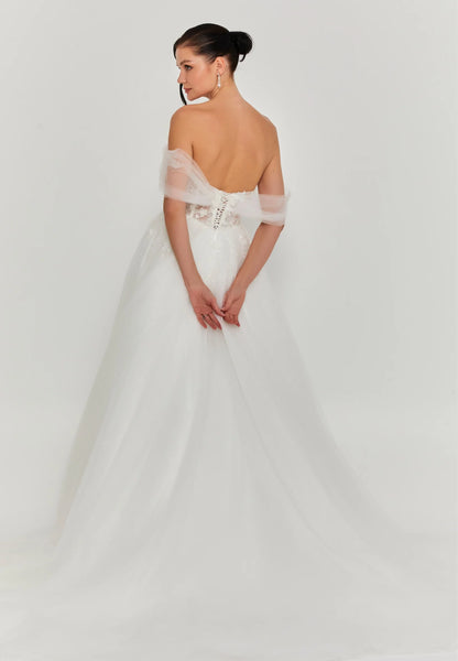 Off Shoulder Maxi Tulle Regular Wedding Dress Unit Price: €200