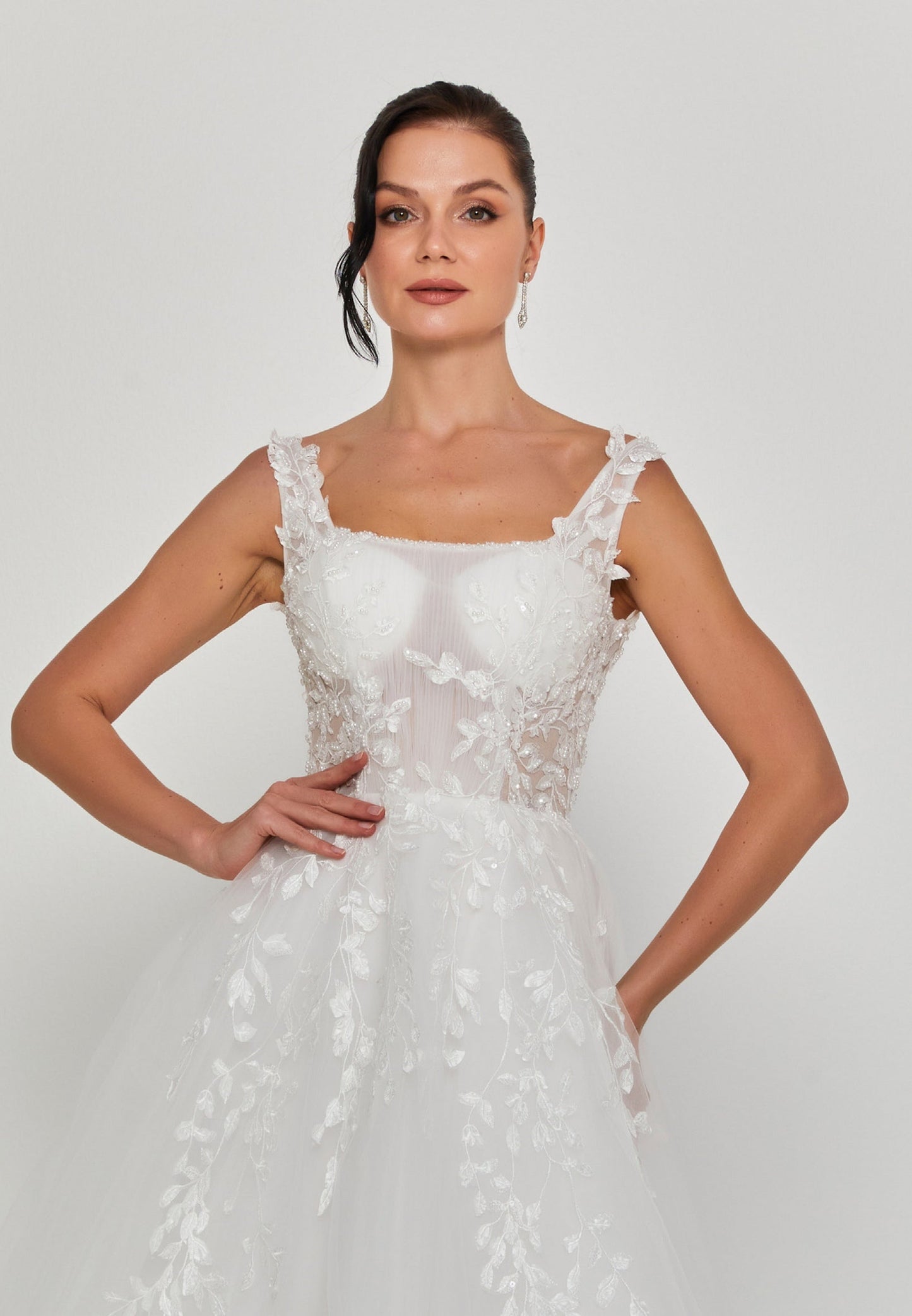 Sleeveless Maxi Tulle Regular Wedding Dress Unit Price: €335