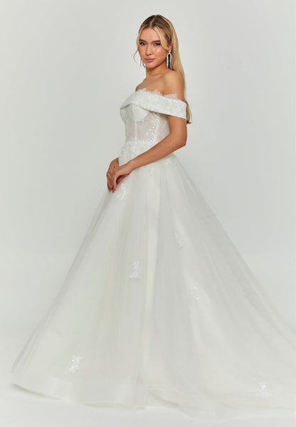 Off Shoulder Maxi Tulle Regular Wedding Dress Unit Price: €350