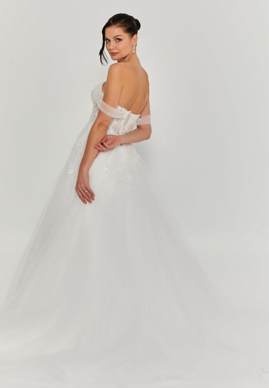 Off Shoulder Maxi Tulle Regular Wedding Dress Unit Price: €200