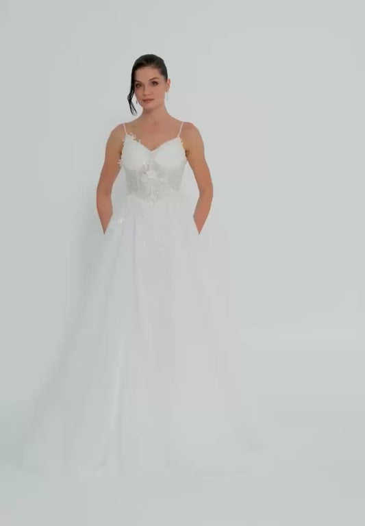 Sleeveless Maxi Tulle Regular Wedding Dress Unit Price: €340