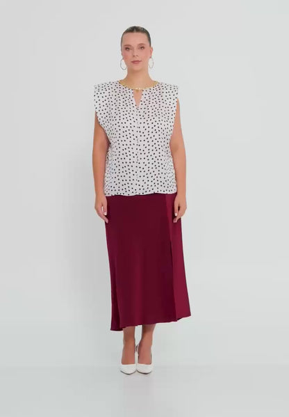 Sleeveless Geometric Plus Size Blouse Unit Price: €23